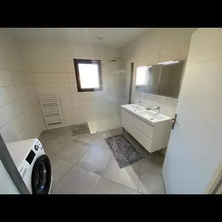 Superbe Maison Chaleureuse Orgueil