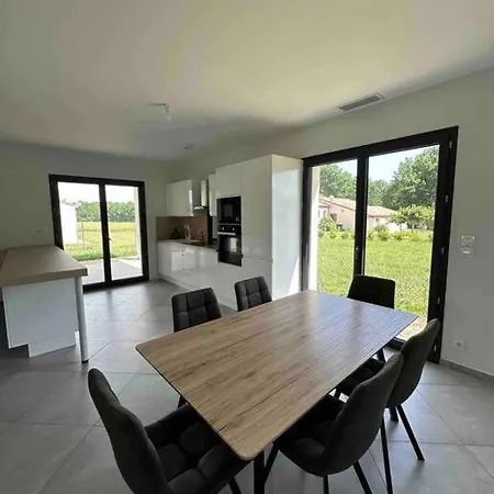 Superbe Maison Chaleureuse * Orgueil